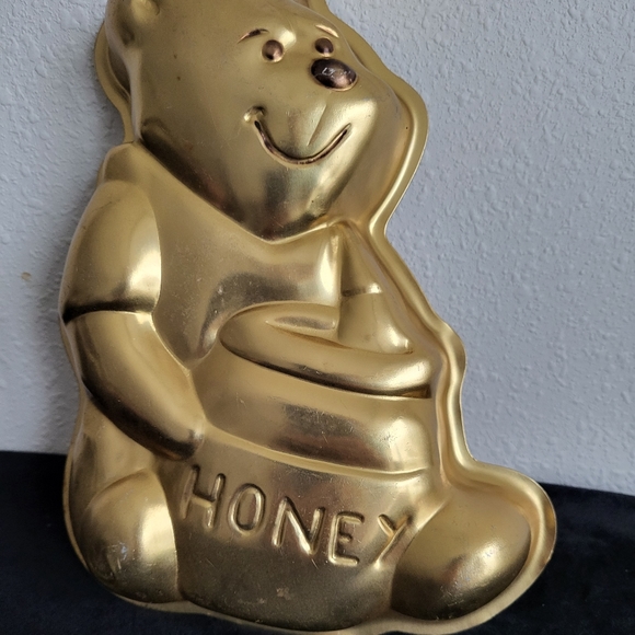 Winnie-the-Pooh Vintage Cake Pan 1976 - Picture 2 of 4